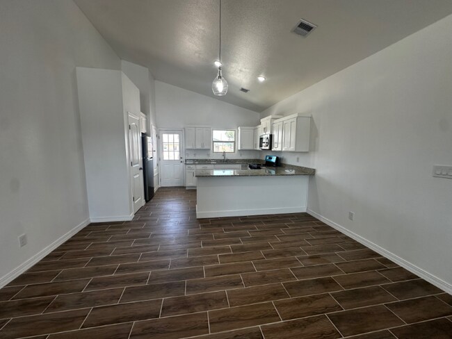 612 Hesse Dr Unidad B