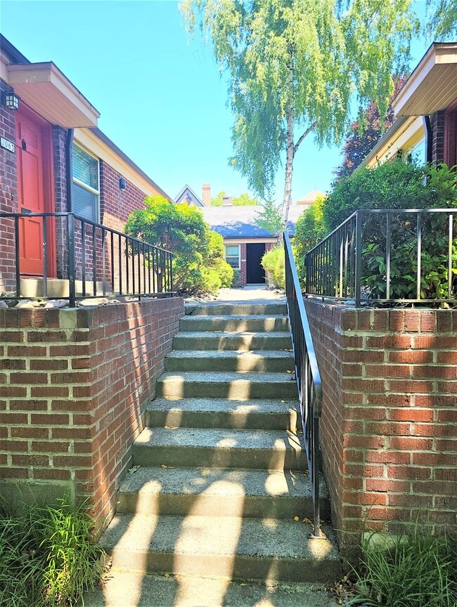 Photo - NW Portland 1 bed, 1 bath Apt Unit 2051