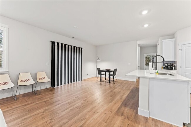 Photo - 16735 SW Darling Ln