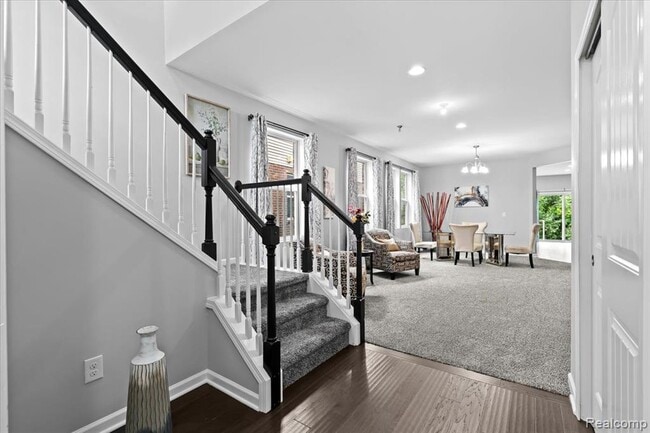 Photo - 49645 Hartwick Dr