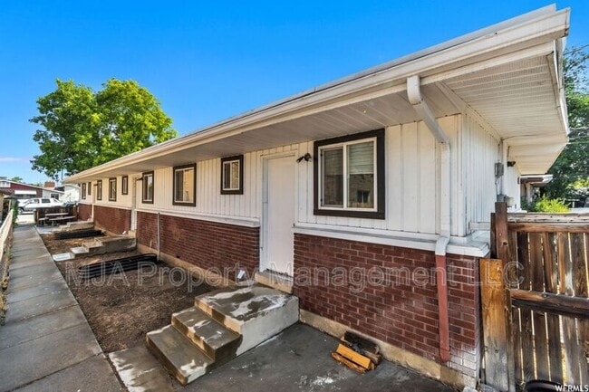 Building Photo - 927 W 1100 N Unit 6