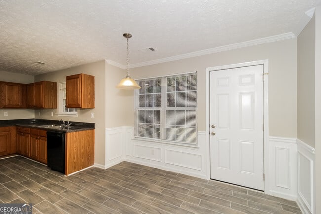 Photo - 2403 Brookgate Way