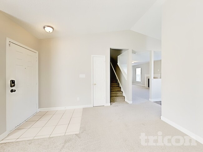 Photo - 7117 Red Bud Cir