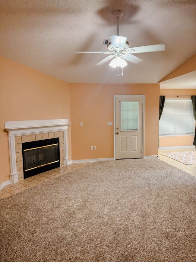 Photo - 223 Runnymeade Dr