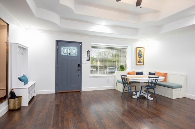 Photo - 4545 Rusk St