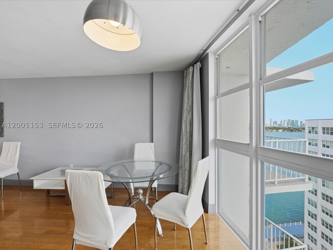 Photo - 1228 West Dr Unit 1506