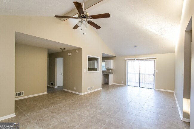 Photo - 3479 Valley Oaks Rd