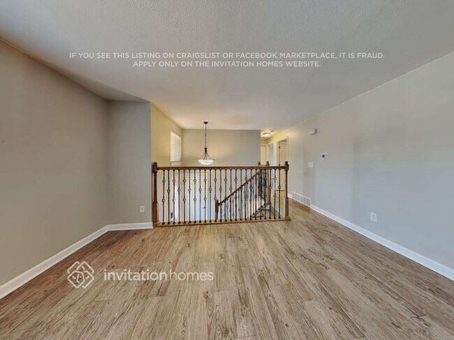 Photo - 11762 Albion St