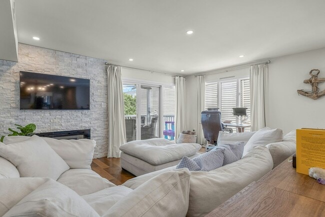 Photo - 3203 Page Ave