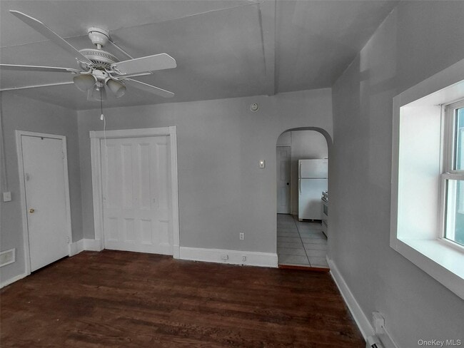 Photo - 101 Elmendorf St Unidad 1