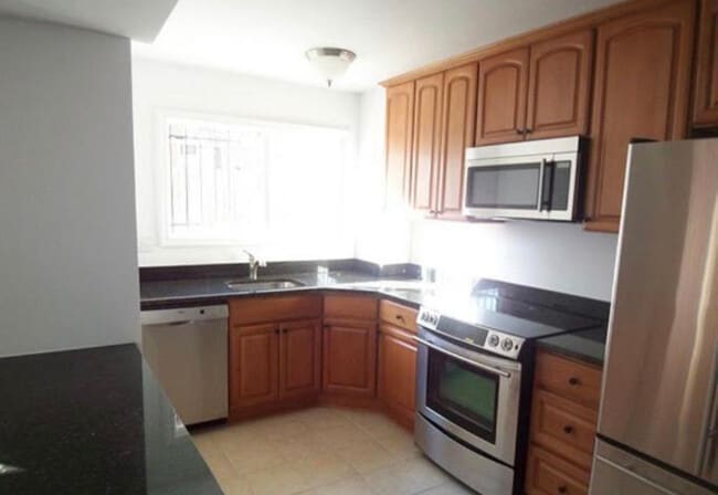 Building Photo - 1386 Bryant St NE Unit 101 Rental