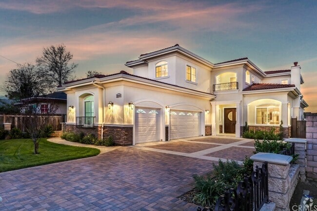 Building Photo - 5032 Rosemead Blvd Rental