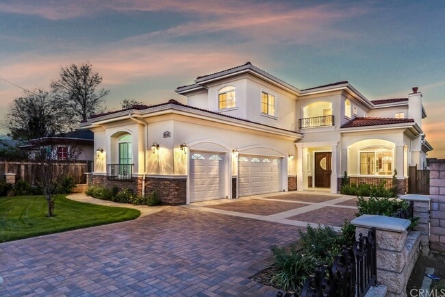 Building Photo - 5032 Rosemead Blvd Rental
