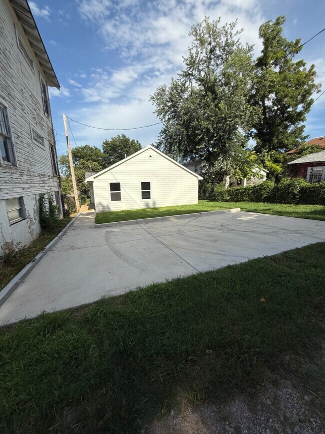 Photo - 310 N Rosedale Ave