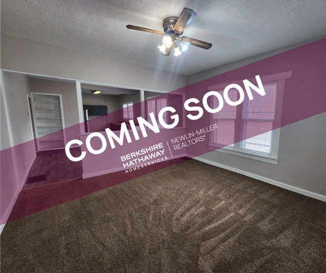 Building Photo - Charming 3-bedroom, 1-bath home with a bright living space, spacious bedrooms, and an easy-to-mai...