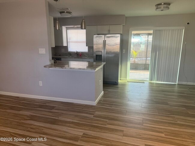 Photo - 1325 Johns Cir