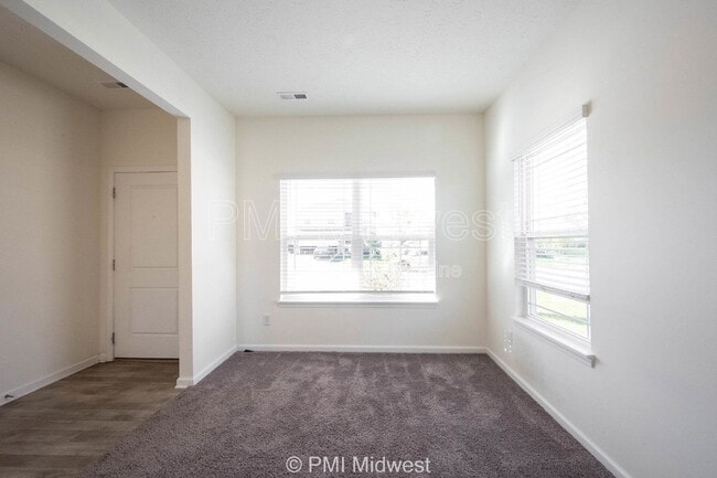 Photo - 1968 Fairmount Dr