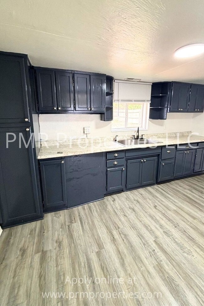 Photo - 2 Bedrooms / 1 Bathroom House