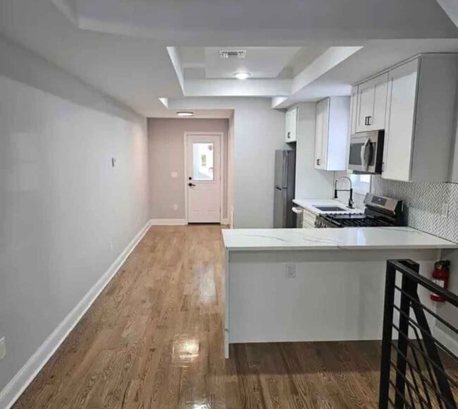 Photo - 115 Winslow Pl