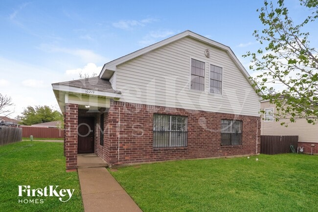 Photo - 10219 Glen Vista Dr
