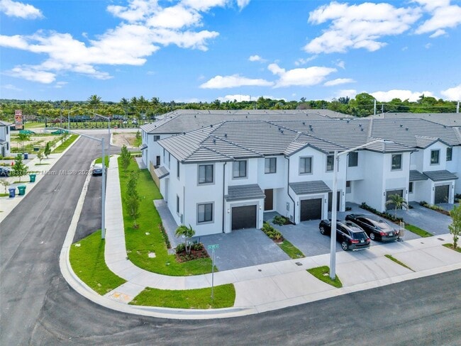 Photo - 34532 SW 191st Ave Townhome