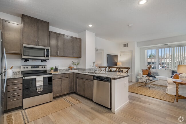 2BR,2BA - 934SF - Kitchen - Vista Point