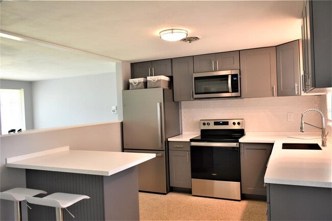 Photo - 1504 Overbrook Rd