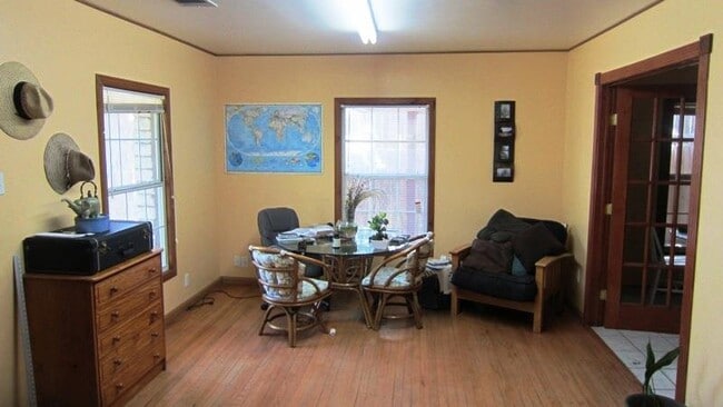 Photo - 4703 Harmon Ave