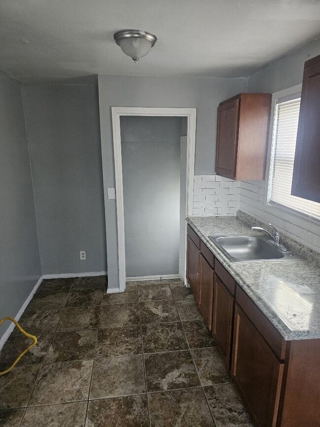 Photo - 12944 Rosemont Ave