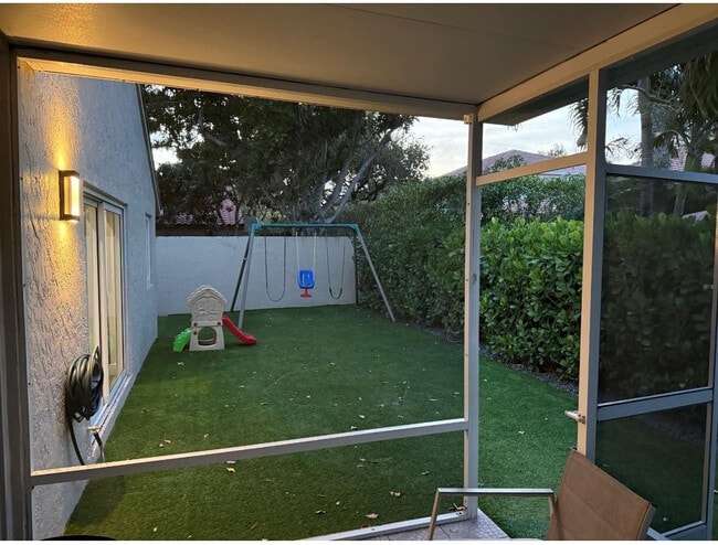 Photo - 6165 NW 77th Pl