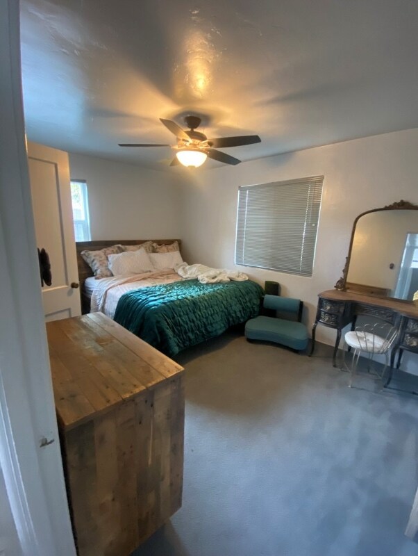 Photo - 617 W 3rd St