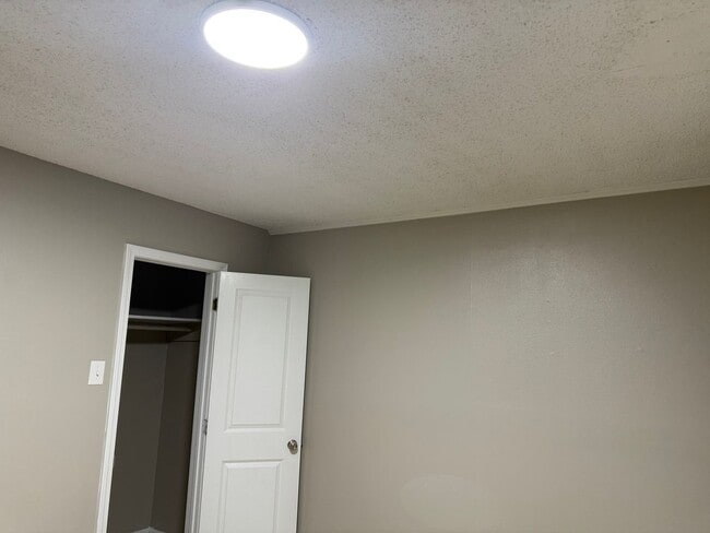 Photo - 14922 Central Woods Ave Unit 14924 CW