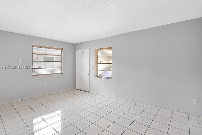 Photo - 2476 SW 17th St Unit Rear