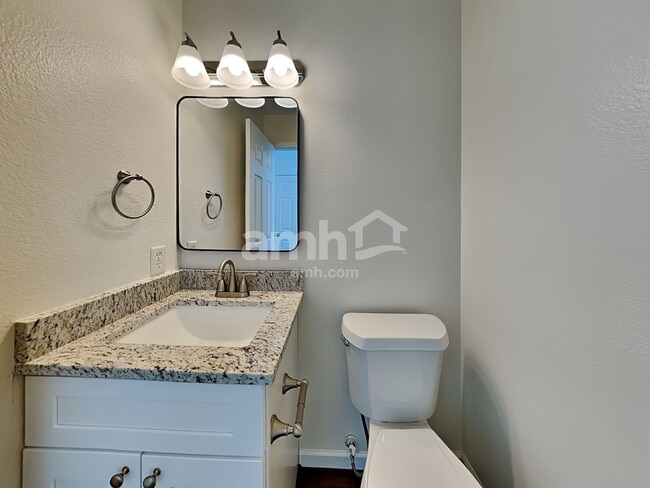 Photo - 7304 Edgebrook Dr