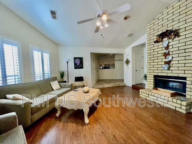 3375 Sharon Ln
