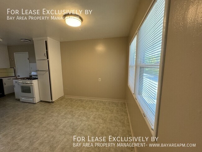 Photo - 330 Orchard Ave