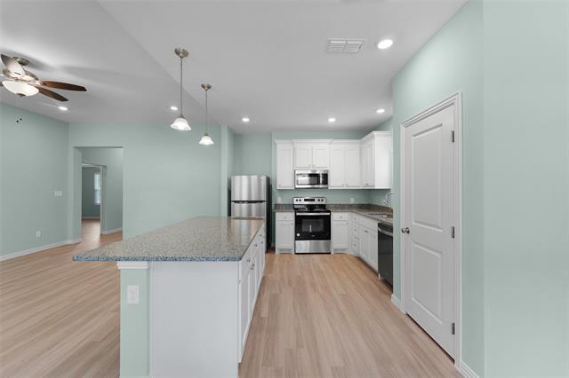 Photo - 2027 Bluebonnet Ave