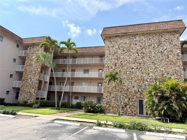 Photo - 8101 SW 24th Ct Unit 405