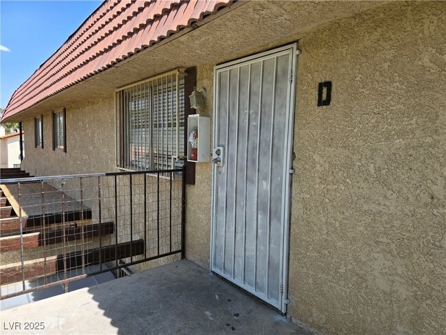 Building Photo - 1708 Cordoba Ln Unit D