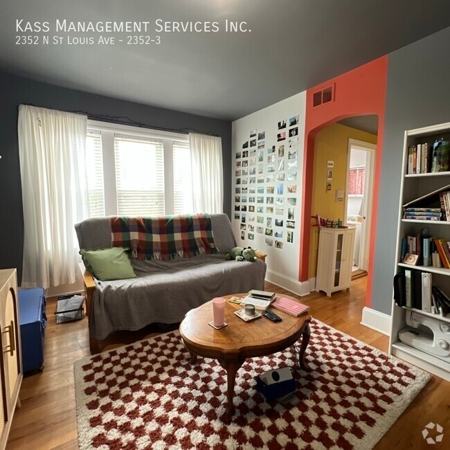 Building Photo - 2352 N St Louis Ave Unit 2352-3 Rental