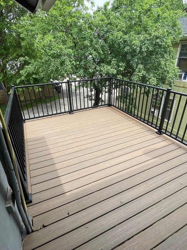 Building Photo - 4115 Kingman Blvd Unit 2