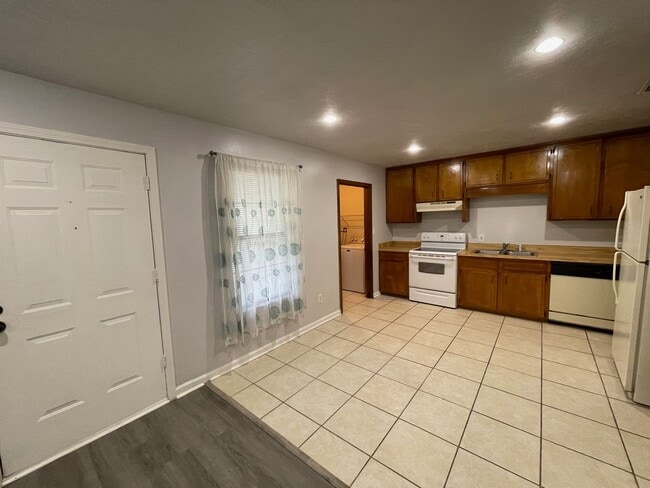 Photo - 5722 Lumberjack Ln Unit 5722 Lumberjack Lane