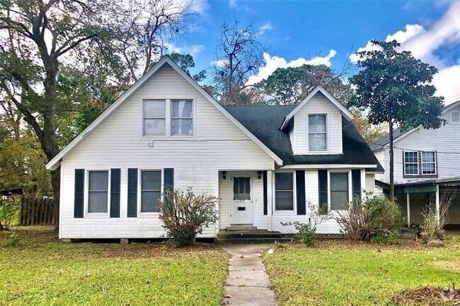 Building Photo - 1109 N Pruett St Rental