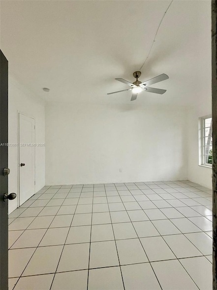 Photo - 610 12th St Unit 5