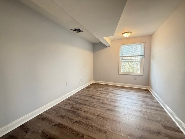 Photo - 43 May St Unit 2