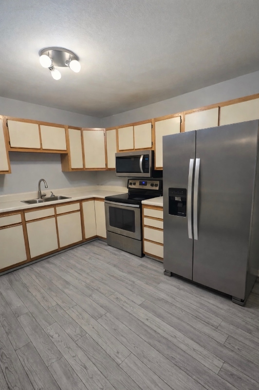 Photo - 842 Patrick Henry Dr