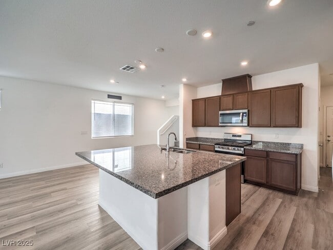 Building Photo - 6077 Castle Gardens Ave Rental