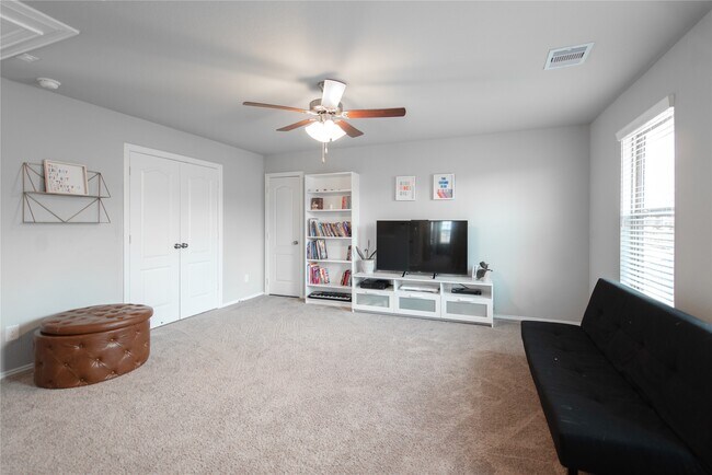 Photo - 31718 Wellington Pass