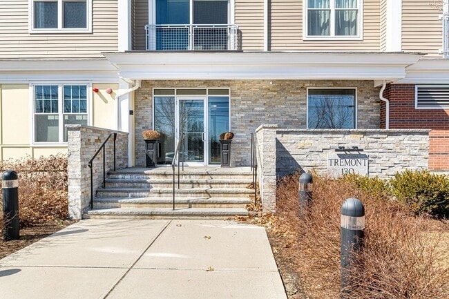 Photo - 130 Tremont St Unit 402