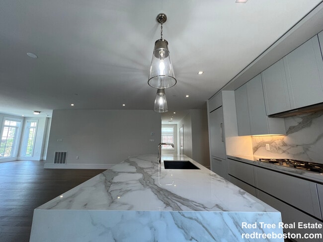 Photo - 20 Marion St Unit 3